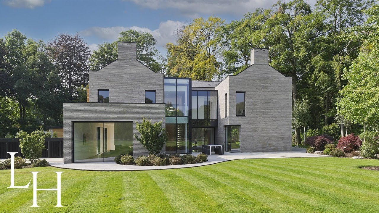 Inside a £7,650,000 Modern Home in Buckinghamshire, UK (Ferrari ...